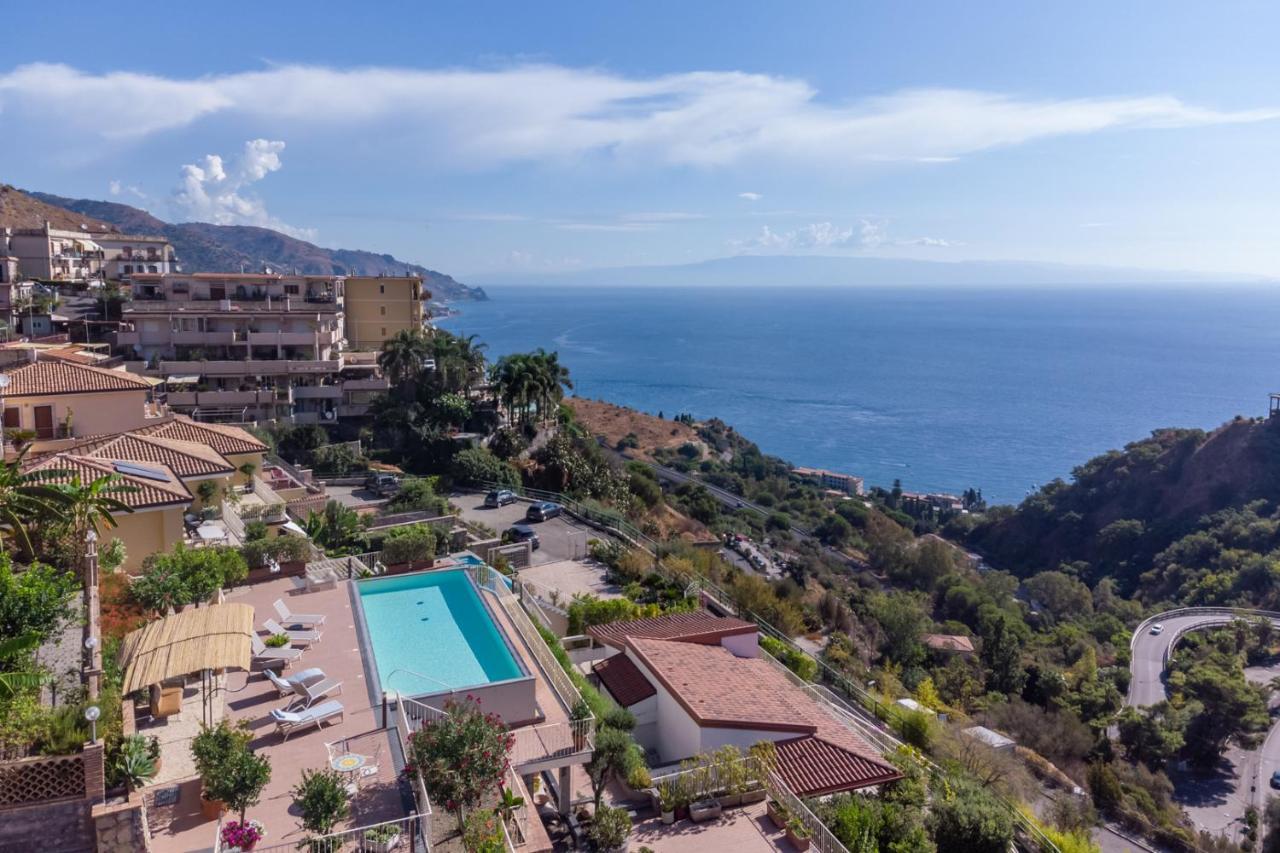 Taormina Skyline Villa Bagian luar foto