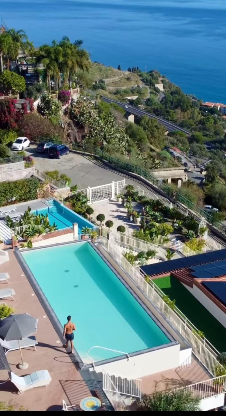 Taormina Skyline Villa Bagian luar foto